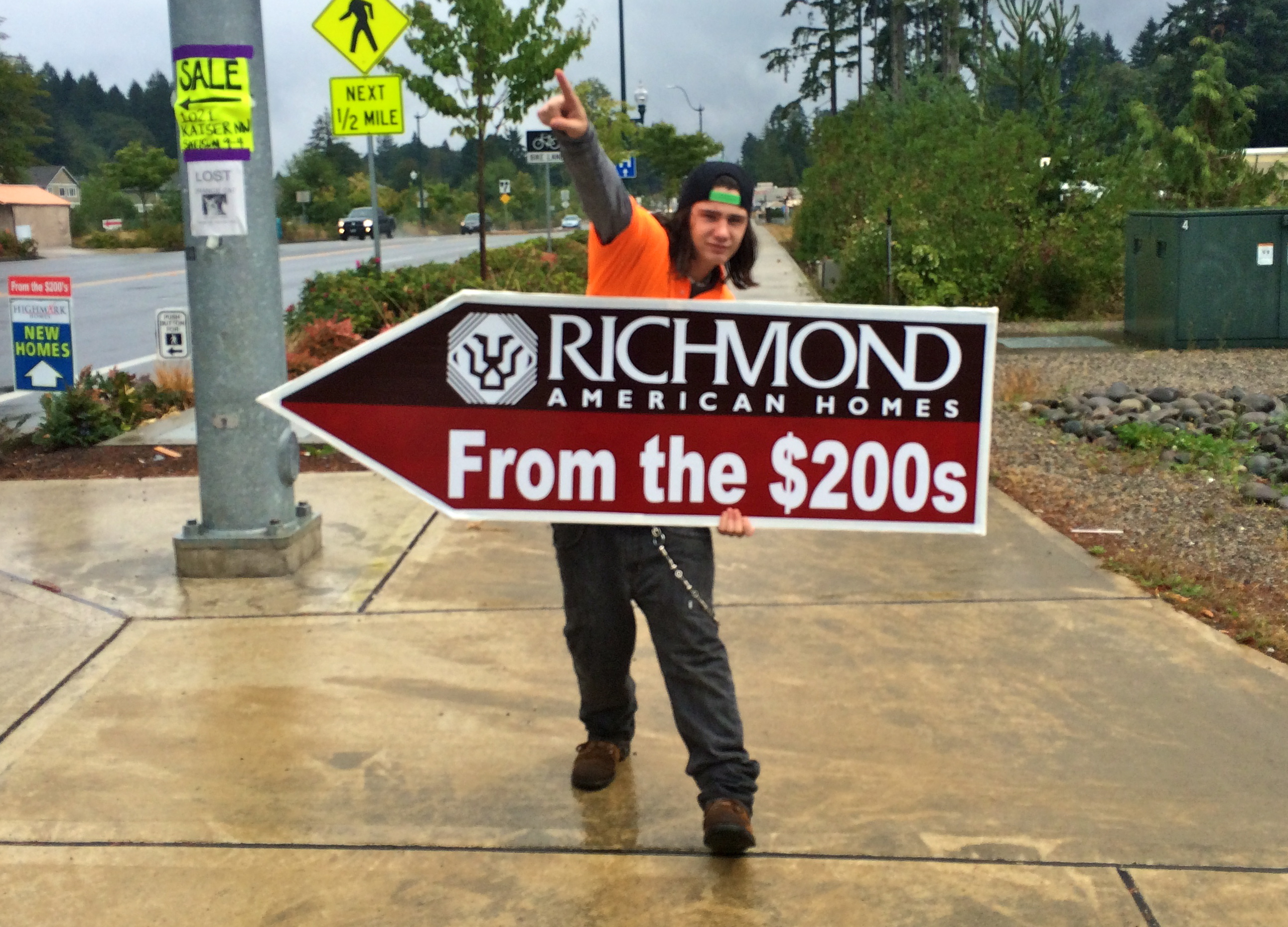 Best Sign Spinner and Sign Spinners in Tacoma |Seattle | Portland | Los Angeles | Bellevue | Santa Monica  .JPG