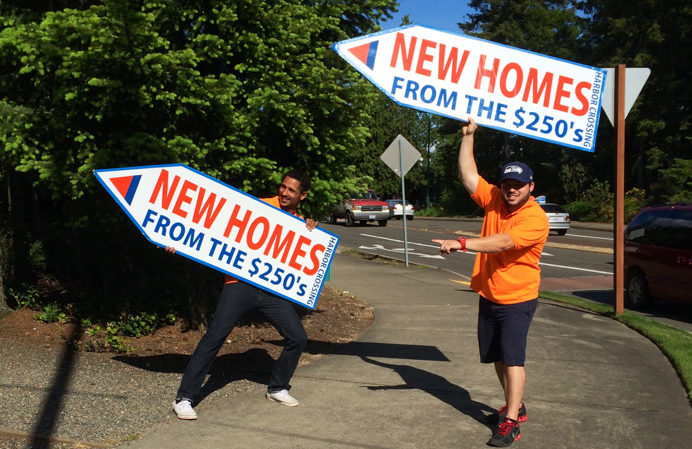 Best Sign Spinner and Sign Spinners in Seattle | Tacoma | Portland | Los Angeles | Puyallup | Culver City  .JPG