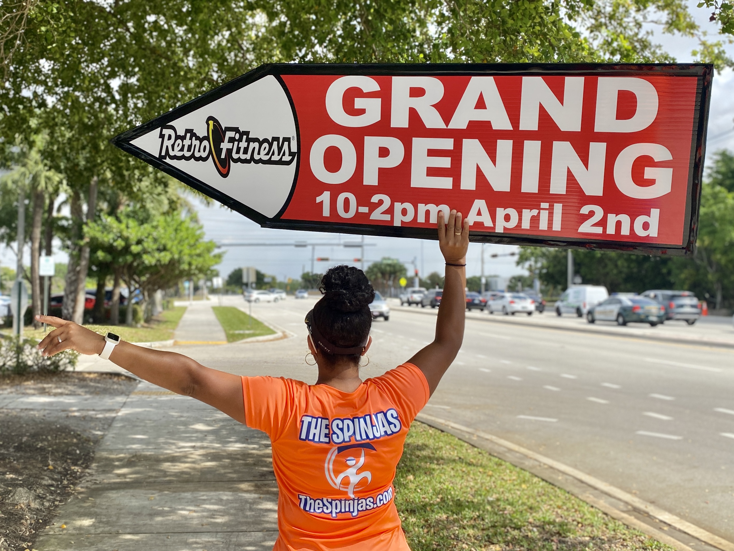 Sign Spinners for Retro Fitness Tamarac Florida
