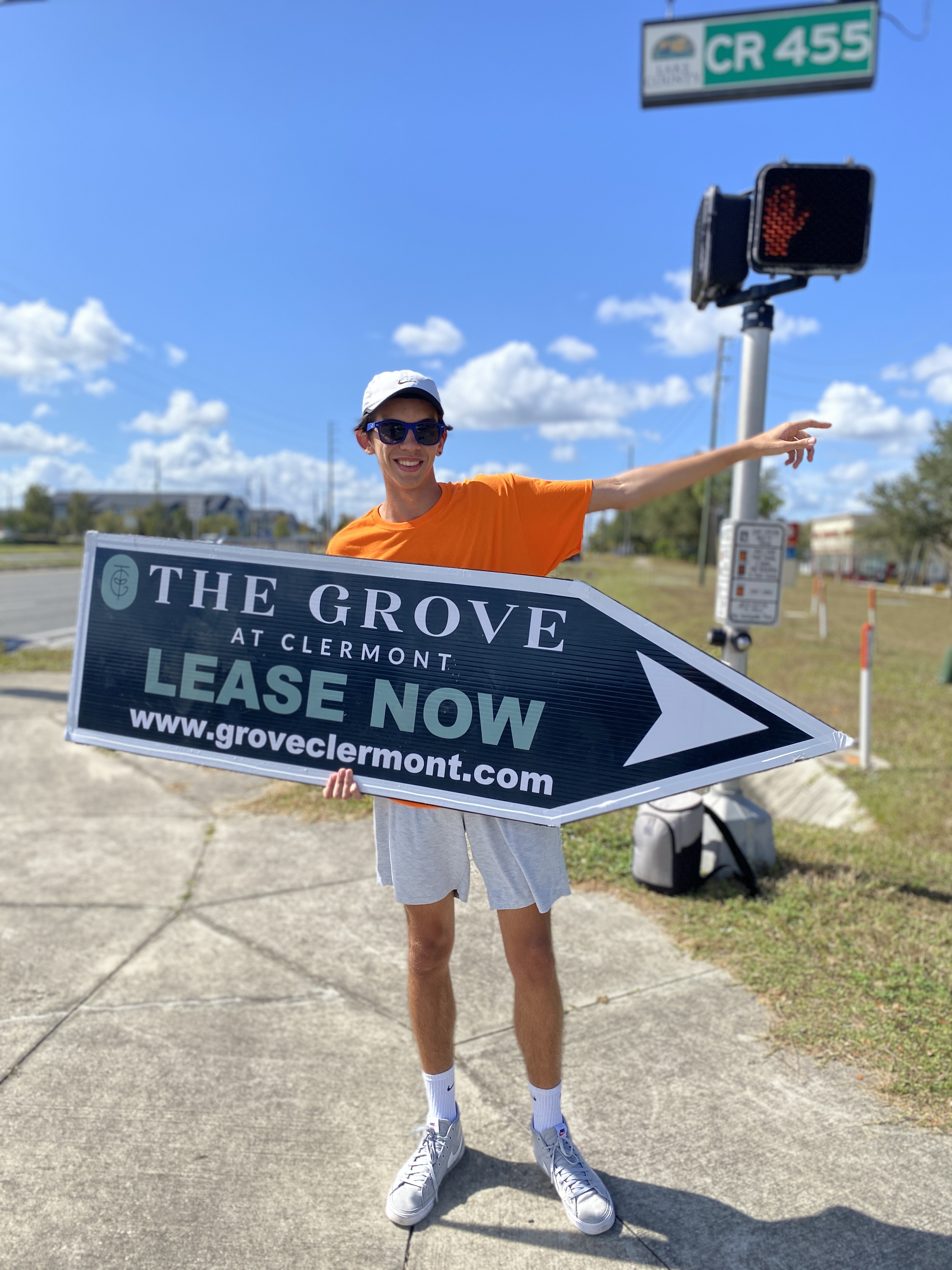 Sign Spinners for Grove Apartments in Orlando
