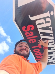 Best Sign Spinner and Sign Spinners in Tacoma |Seattle | Portland | Los Angeles | Bellevue | Santa Monica .JPG