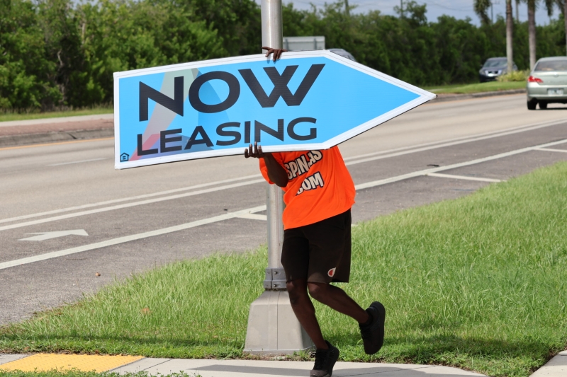 Sign Spinners for Mainsail Apartments Naples FL